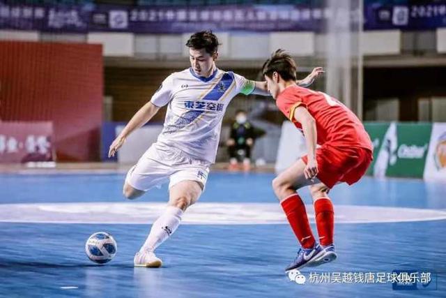 两场1-0的胜利！中国U17战胜欧洲劲旅，李文博在补时阶段冲突染红